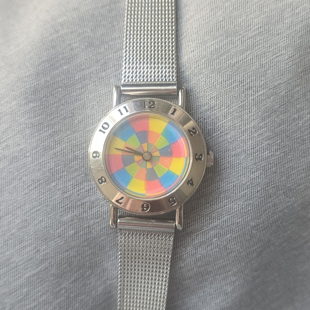 Prism Dial Quartz Watch – Silver Metal Band, Japan Movement, New Battery